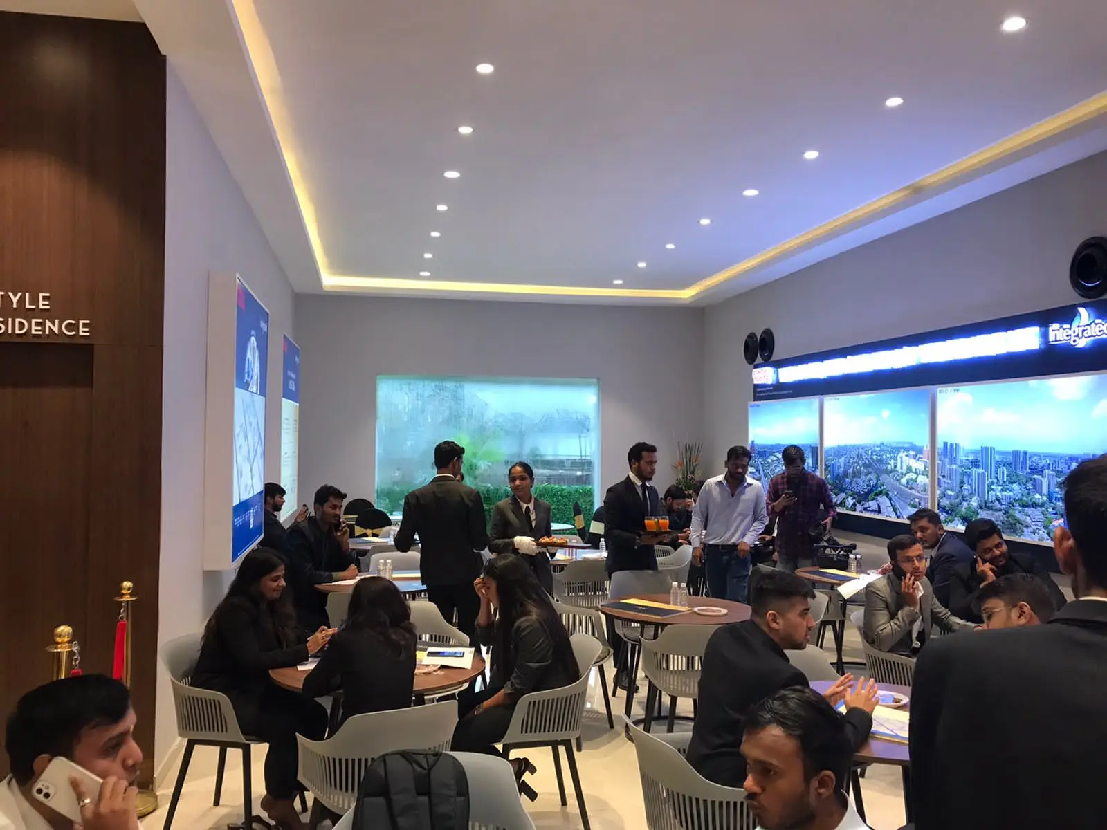 Ground Holding Sales Lounge — Goregaon — view 8